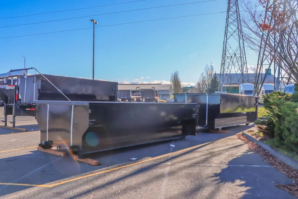 Professional dumpster rental and junk removal service in Juno Beach